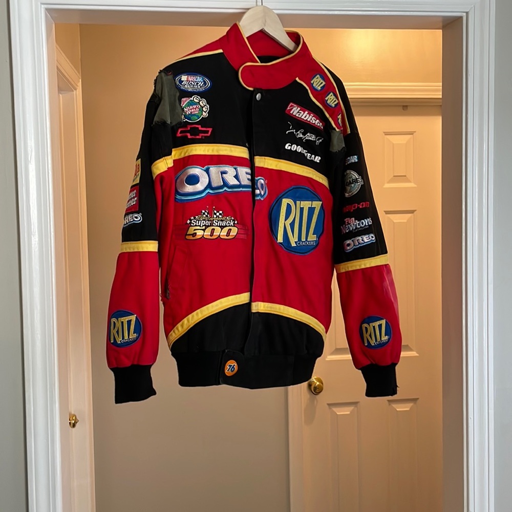 Vintage dale earnheart jacket racing 1987 HOLES ARE SUPPOSED TO BE THERE. Size M